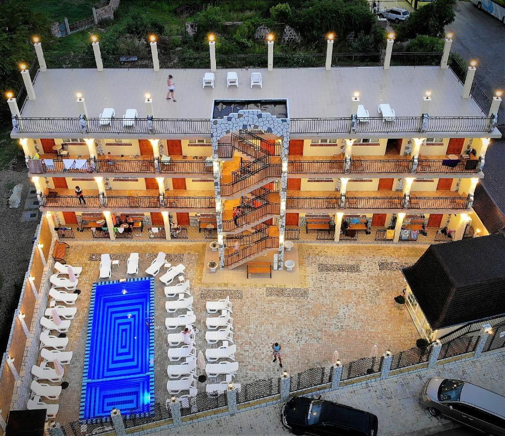 Casa Del Sol Hotel New Athos Exterior photo